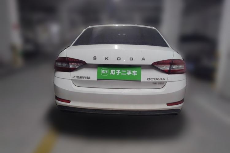 Used Skoda Octavia 2019 TSI230 DSG Smart & Comfort Edition China VI Standard Exterior 4