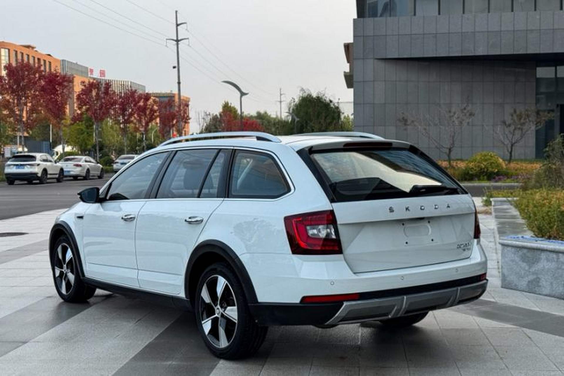 Used Skoda Octavia 2019 TSI280 DSG Flagship Wagon China VI Standard Exterior 7