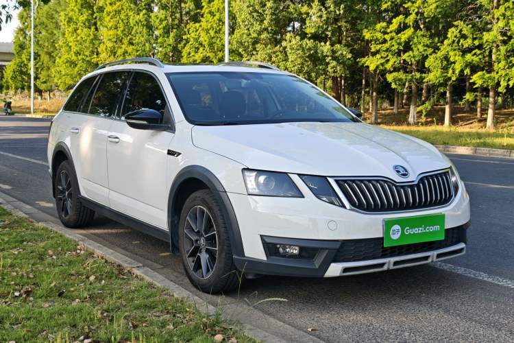 Used Skoda Octavia 2019 TSI230 DSG Luxury Edition Station Wagon China V Standard Exterior 7