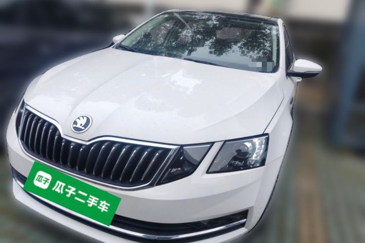 Used Skoda Octavia 2019 1.5L Automatic Smart Drive Luxury Edition China VI Standard Front