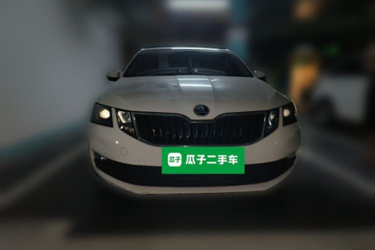 Used Skoda Octavia 2019 1.5L Manual Standard Edition China VI Front