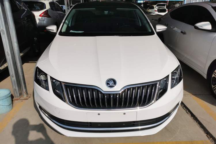 Used Skoda Octavia 2019 1.5L Automatic Luxury Edition Front