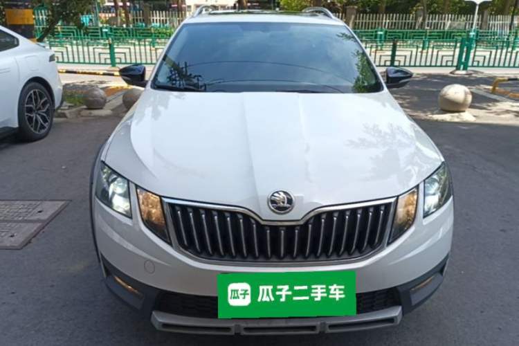 Used Skoda Octavia 2019 TSI230 DSG Luxury Edition Station Wagon China V Standard Front