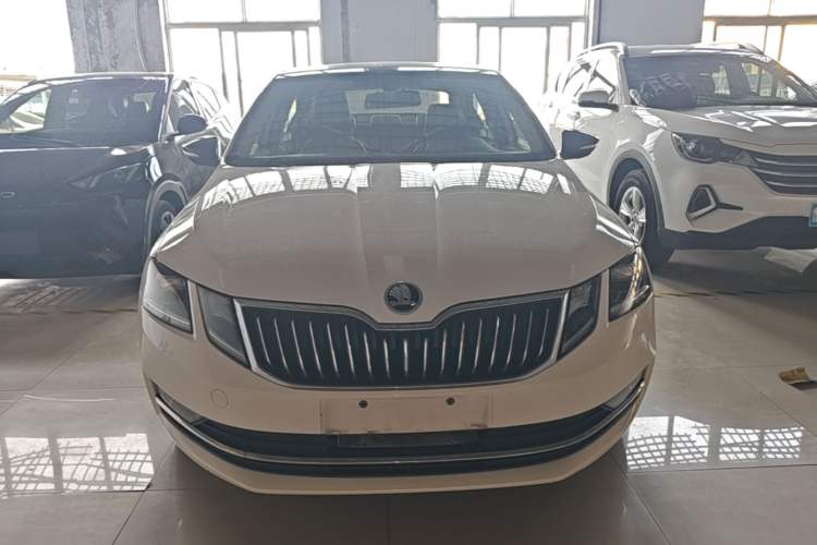 Used Skoda Octavia 2019 TSI280 DSG Luxury Edition Front