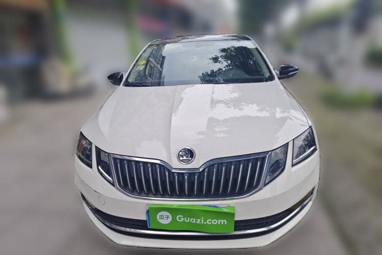 Used Skoda Octavia 2019 TSI280 DSG Luxury Edition Front
