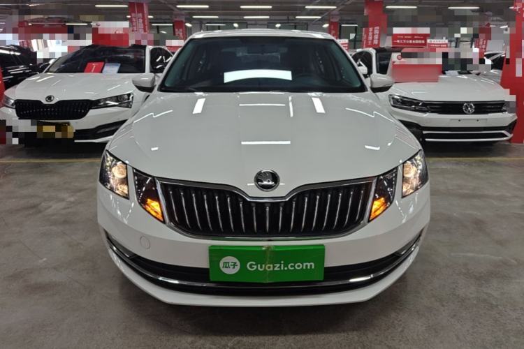 Used Skoda Octavia 2019 1.5L Automatic SmartDrive Comfort Edition China VI Standard Front