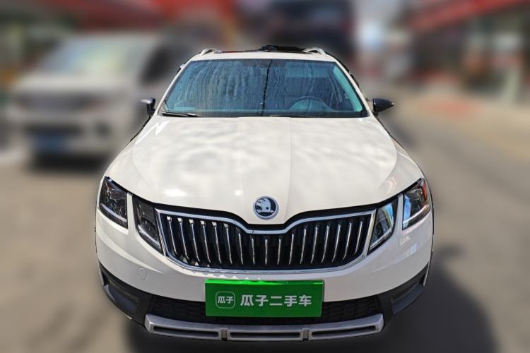 Used Skoda Octavia 2019 TSI280 DSG Luxury Edition Station Wagon China VI Standard Front