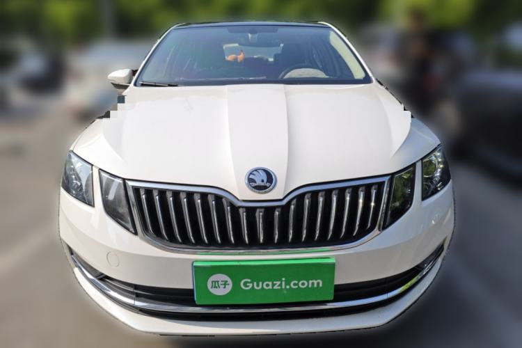 Used Skoda Octavia 2019 TSI230 DSG SmartDrive Luxury Edition China VI Front