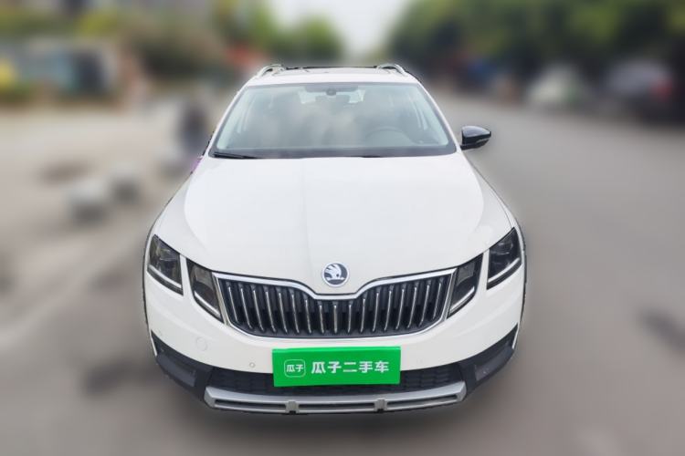 Used Skoda Octavia 2019 TSI280 DSG Luxury Edition Station Wagon China VI Standard Front