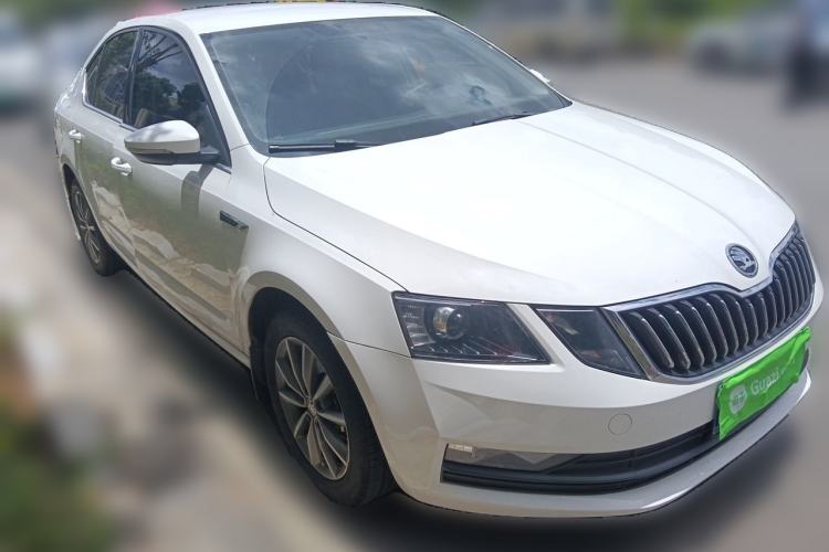 Used Skoda Octavia 2019 TSI230 DSG Comfort Edition Front Right 45 Deg