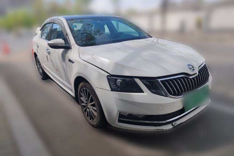 Used Skoda Octavia 2019 1.5L Automatic Smart Drive Luxury Edition China V Standard Front Right 45 Deg
