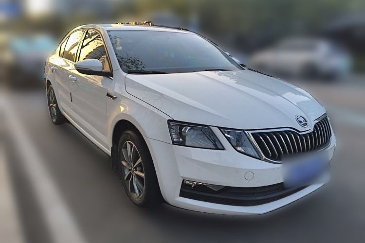 Used Skoda Octavia 2019 TSI230 DSG SmartDrive Comfort Edition China V Standard Front Right 45 Deg