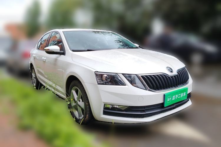 Used Skoda Octavia 2019 1.5L Manual Standard Edition China V Front Right 45 Deg