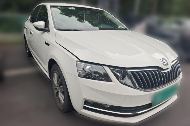 Used Skoda Octavia 2019 TSI230 DSG SmartDrive Comfort Edition China V Standard Front Right 45 Deg