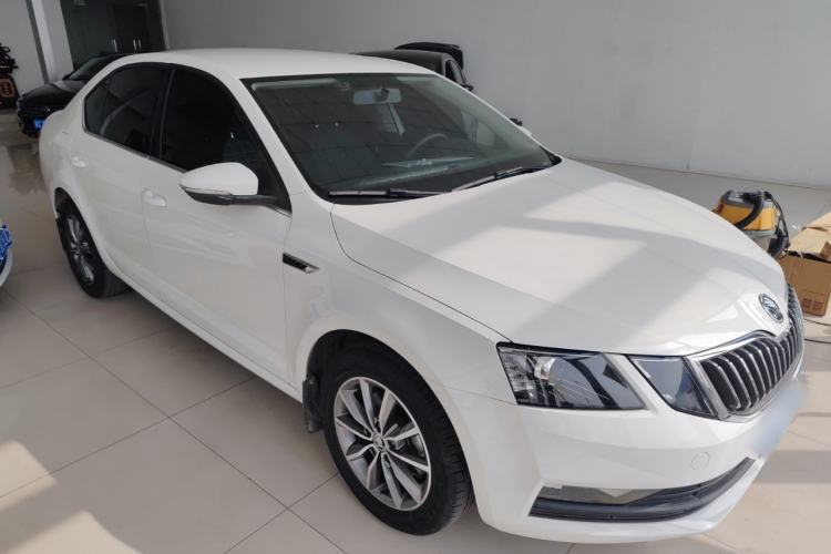 Used Skoda Octavia 2019 TSI230 DSG SmartDrive Comfort Edition China V Standard Front Right 45 Deg