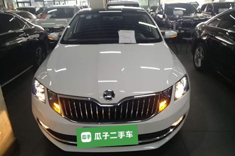 Used Skoda Octavia 2019 TSI230 DSG SmartDrive Luxury Edition China VI Front