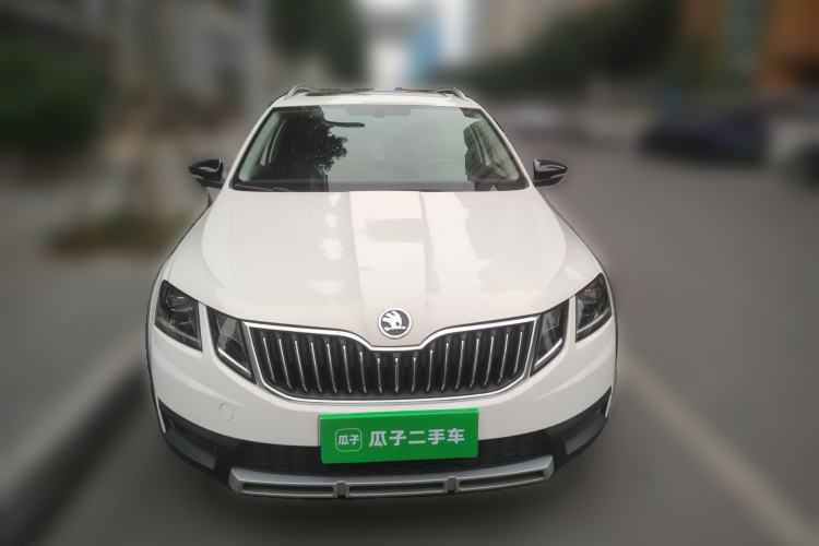 Used Skoda Octavia 2019 TSI280 DSG Luxury Edition Station Wagon China VI Standard Front