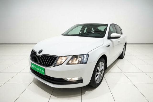 Skoda Octavia 2019 TSI230 DSG Smart & Comfort Edition China VI Standard de segunda mano