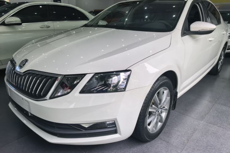 Used Skoda Octavia 2019 TSI230 DSG Smart & Comfort Edition China VI Standard Guazi used car, China used car export, Used car for sale, Used  cars, Cheapest cars for sale