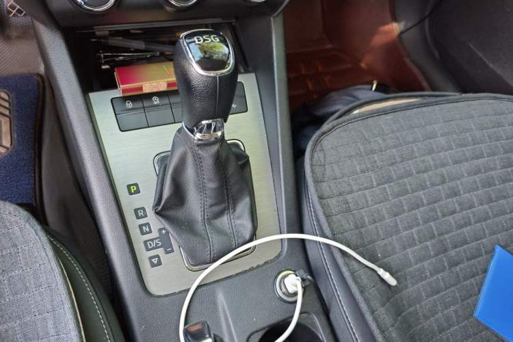 Used Skoda Octavia 2019 TSI280 DSG SmartDrive Luxury Edition China V Standard Gear Lever