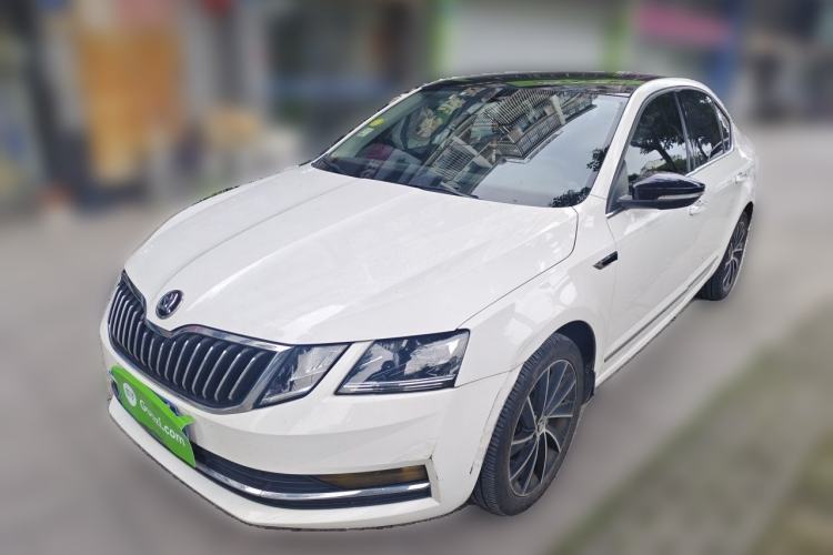 Used Skoda Octavia 2019 TSI280 DSG Luxury Edition Guazi used car, China used car export, Used car for sale, Used  cars, Cheapest cars for sale