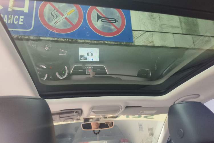 Used Skoda Octavia 2019 TSI280 DSG Luxury Edition Station Wagon China VI Standard Headliner