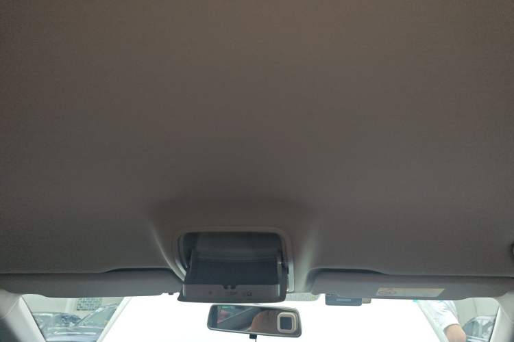Used Skoda Octavia 2019 TSI230 DSG SmartDrive Comfort Edition China V Standard Headliner