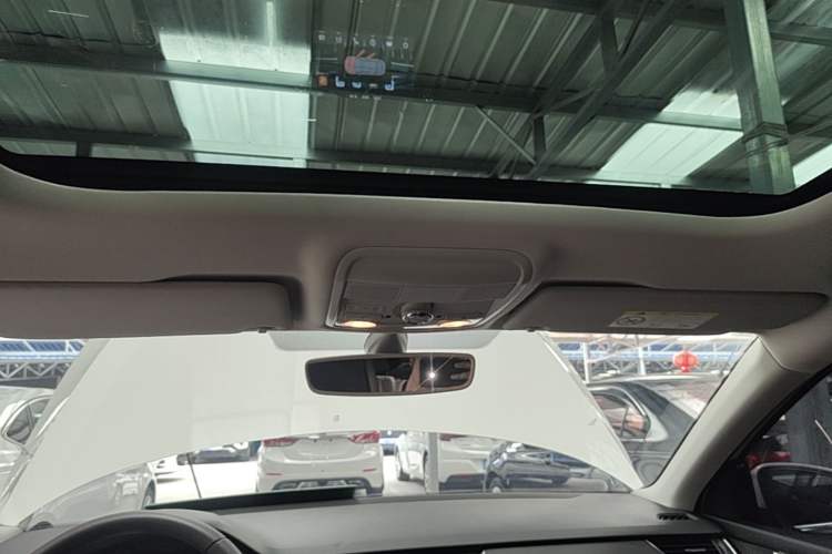 Used Skoda Octavia 2019 1.5L Automatic Luxury Edition Headliner