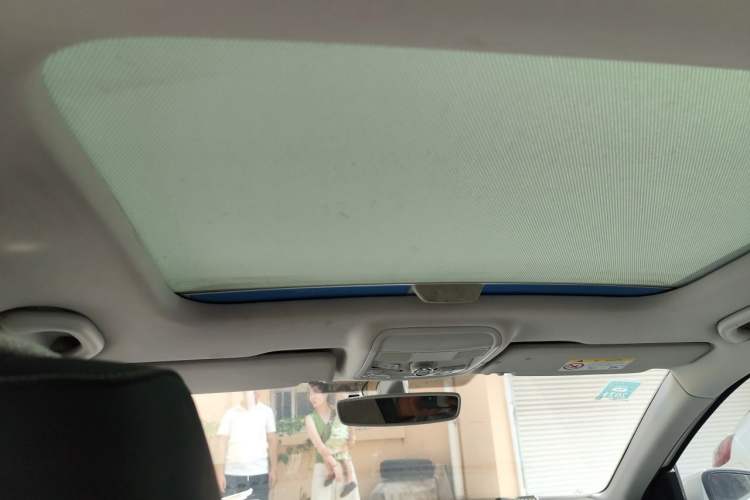 Used Skoda Octavia 2019 1.5L Manual SmartDrive Luxury Edition China VI Standard Headliner