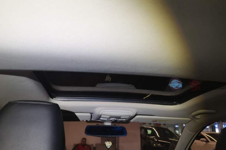 Used Skoda Octavia 2019 1.5L Automatic Smart Drive Luxury Edition China VI Standard Headliner