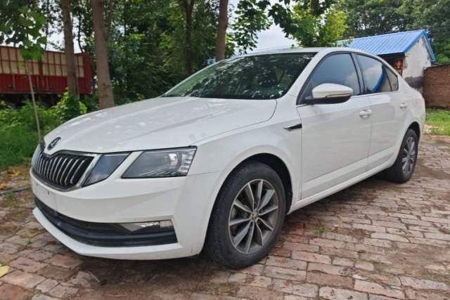 Used Skoda Octavia 2019 1.5L Automatic SmartDrive Comfort Edition China VI Standard