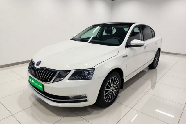 Skoda Octavia 2019 TSI230 DSG SmartDrive Luxury Edition China V Standard usata