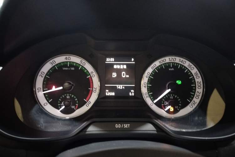 Used Skoda Octavia 2019 TSI280 DSG Luxury Edition Station Wagon China VI Standard Instrument Cluster