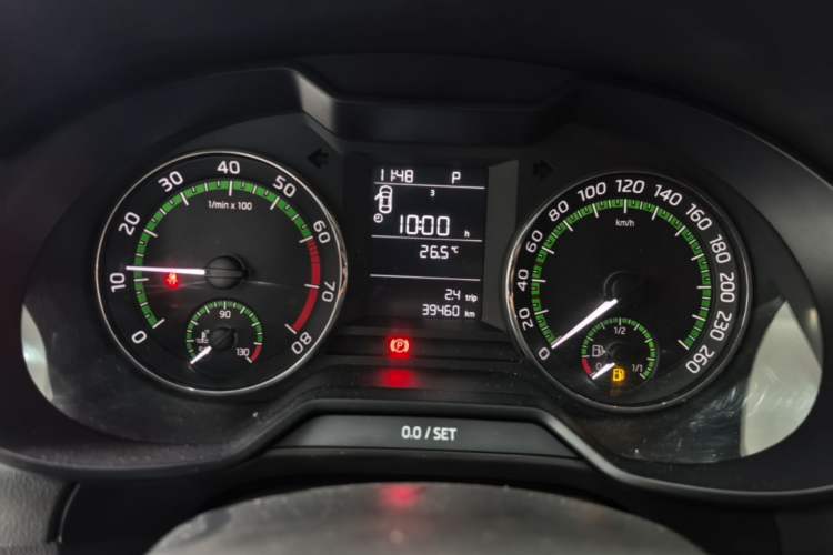 Used Skoda Octavia 2019 TSI230 DSG Smart & Comfort Edition China VI Standard Instrument Cluster