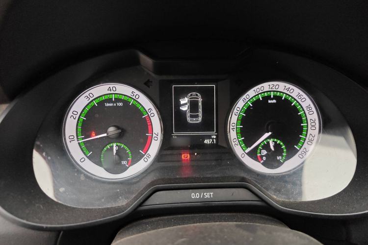 Used Skoda Octavia 2019 TSI280 DSG Luxury Edition Station Wagon China VI Standard Instrument Cluster