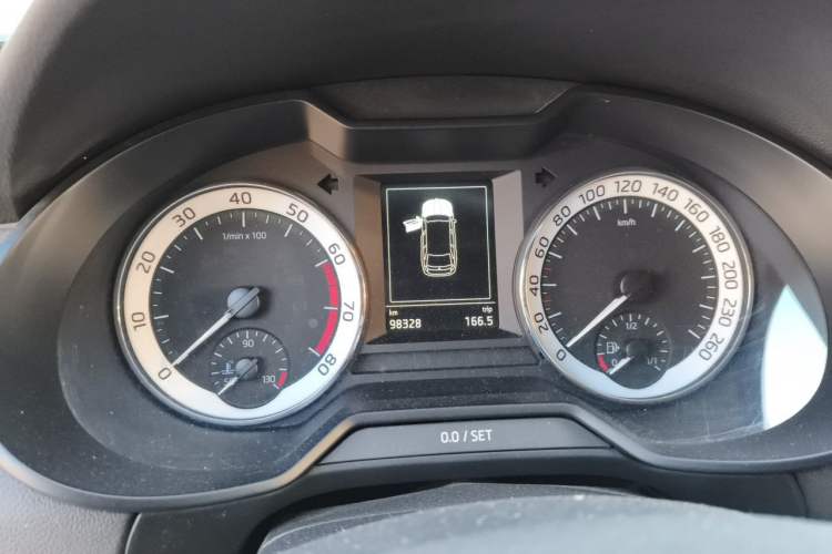 Used Skoda Octavia 2019 TSI280 DSG Luxury Edition Station Wagon China VI Standard Instrument Cluster