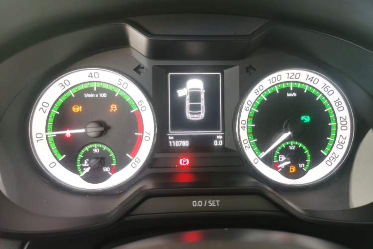 Used Skoda Octavia 2019 1.5L Automatic Smart Drive Luxury Edition China VI Standard Instrument Cluster