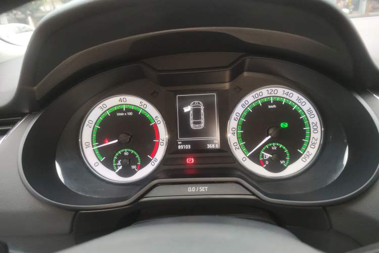 Used Skoda Octavia 2019 TSI280 DSG Luxury Edition Station Wagon China VI Standard Instrument Cluster