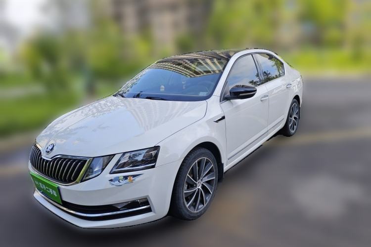 Used Skoda Octavia 2019 TSI280 DSG SmartDrive Luxury Edition China V Standard Guazi used car, China used car export, Used car for sale, Used  cars, Cheapest cars for sale