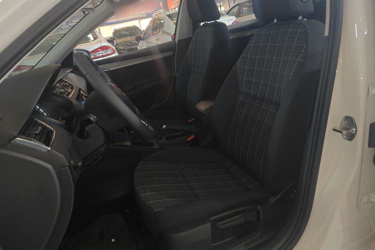 Used Skoda Octavia 2019 TSI230 DSG Smart & Comfort Edition China VI Standard Left Front Seat