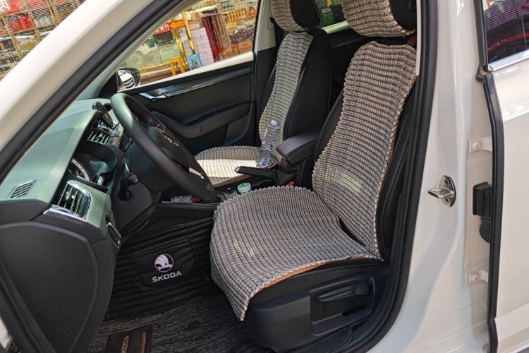 Used Skoda Octavia 2019 TSI280 DSG Luxury Edition Station Wagon China VI Standard Left Front Seat