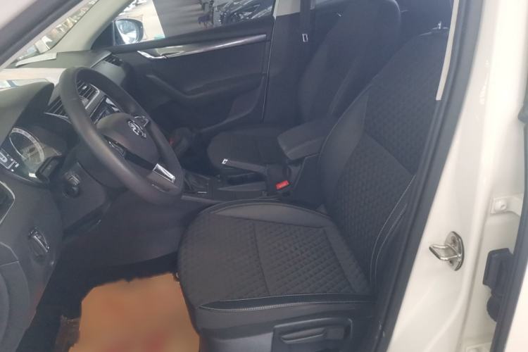 Used Skoda Octavia 2019 TSI280 DSG Luxury Edition Station Wagon China VI Standard Left Front Seat