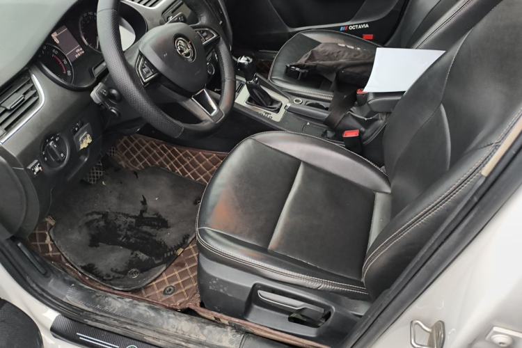 Used Skoda Octavia 2019 1.5L Automatic Comfort Edition Left Front Seat