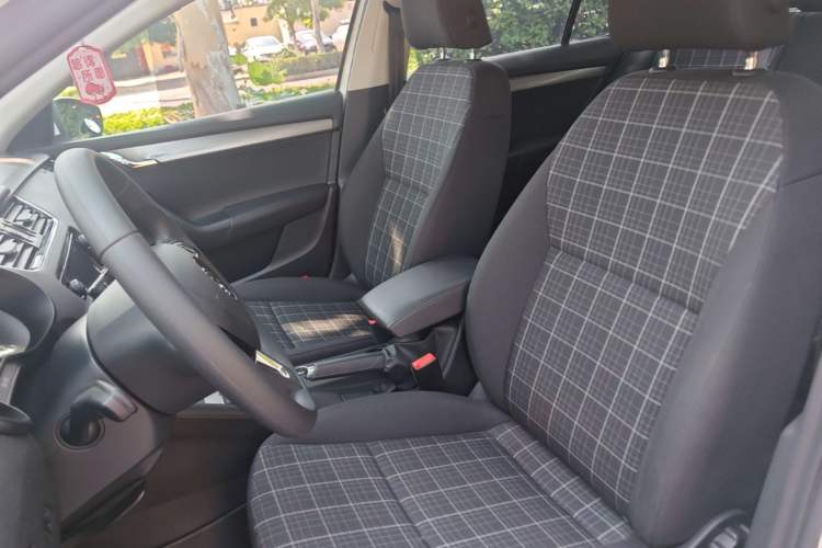 Used Skoda Octavia 2019 1.5L Automatic Comfort Edition Left Front Seat