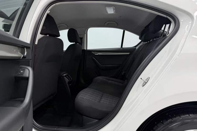 Used Skoda Octavia 2019 1.5L Automatic Comfort Edition Left Rear Seat
