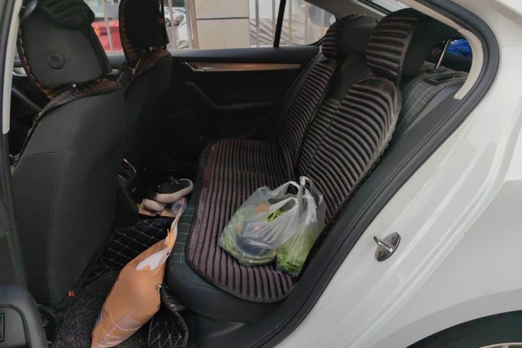Used Skoda Octavia 2019 1.5L Automatic SmartDrive Comfort Edition China V Standard Left Rear Seat
