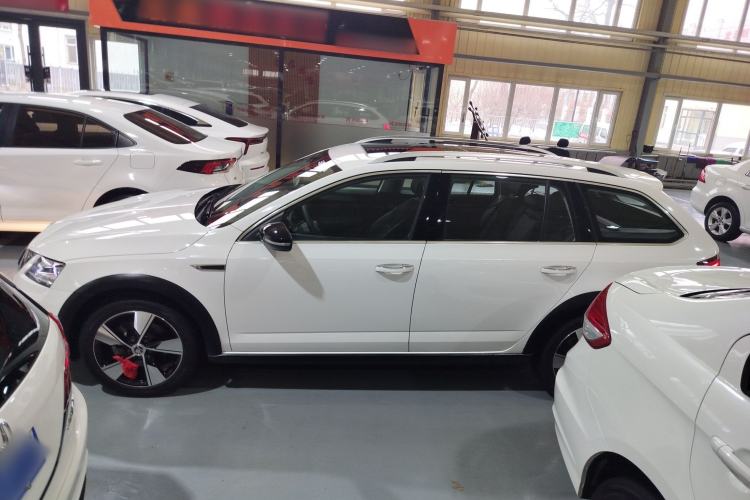Used Skoda Octavia 2019 TSI280 DSG Luxury Edition Station Wagon China VI Standard Left Side