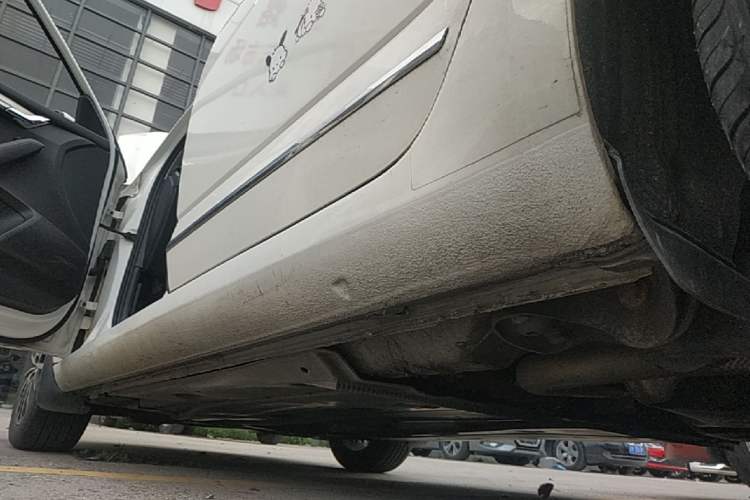 Used Skoda Octavia 2019 TSI230 DSG Luxury Edition Left Side Sill