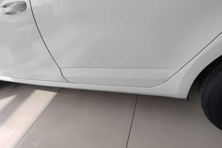 Used Skoda Octavia 2019 TSI230 DSG SmartDrive Comfort Edition China V Standard Left Side Sill