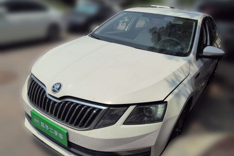 Used Skoda Octavia 2019 TSI230 DSG Smart & Comfort Edition China VI Standard Guazi used car, China used car export, Used car for sale, Used  cars, Cheapest cars for sale